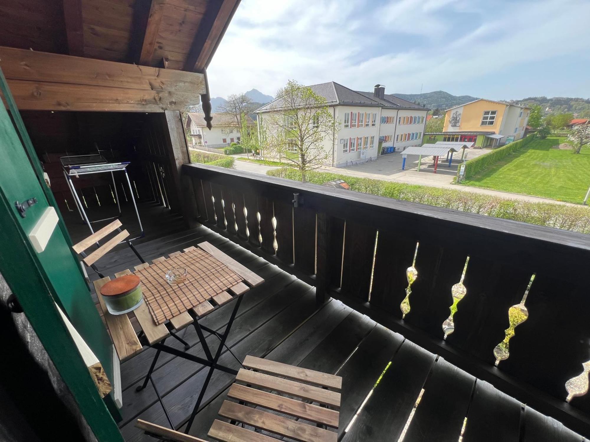 Gemuetliche Dachgeschosswohnung Mit Balkon Ainring Zewnętrze zdjęcie