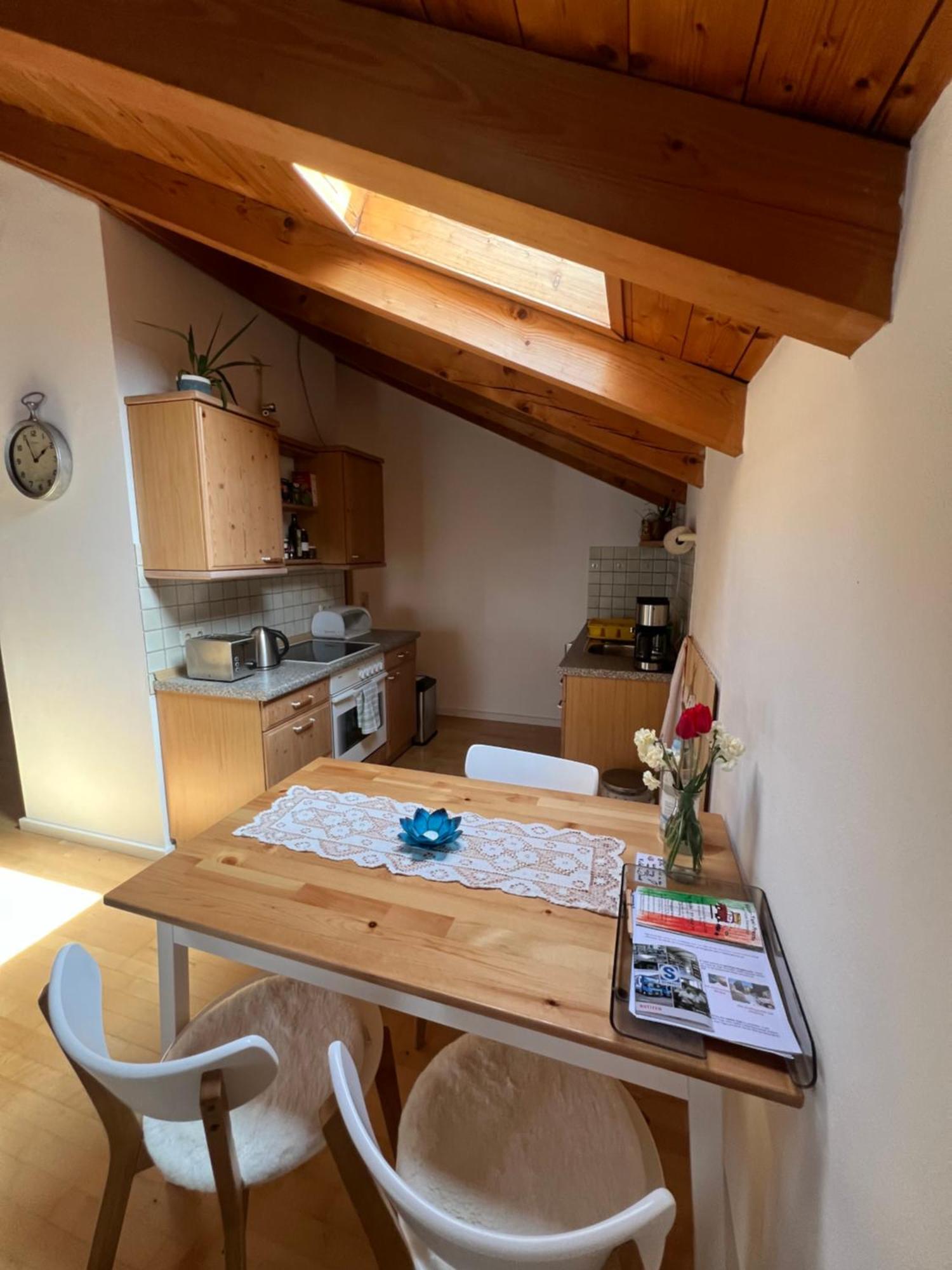 Gemuetliche Dachgeschosswohnung Mit Balkon Ainring Zewnętrze zdjęcie